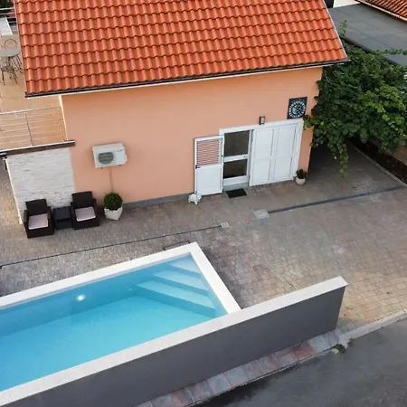 Vila Svarog Villa